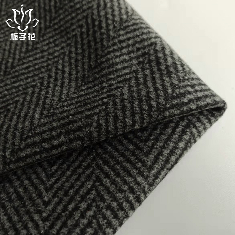 毛纺布工厂自研新款人字纹麦尔登布料