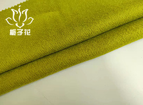 40羊毛草绿斜纹短顺毛呢