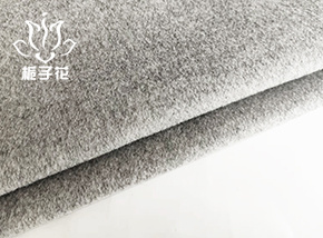 30羊毛浅灰单面顺毛呢